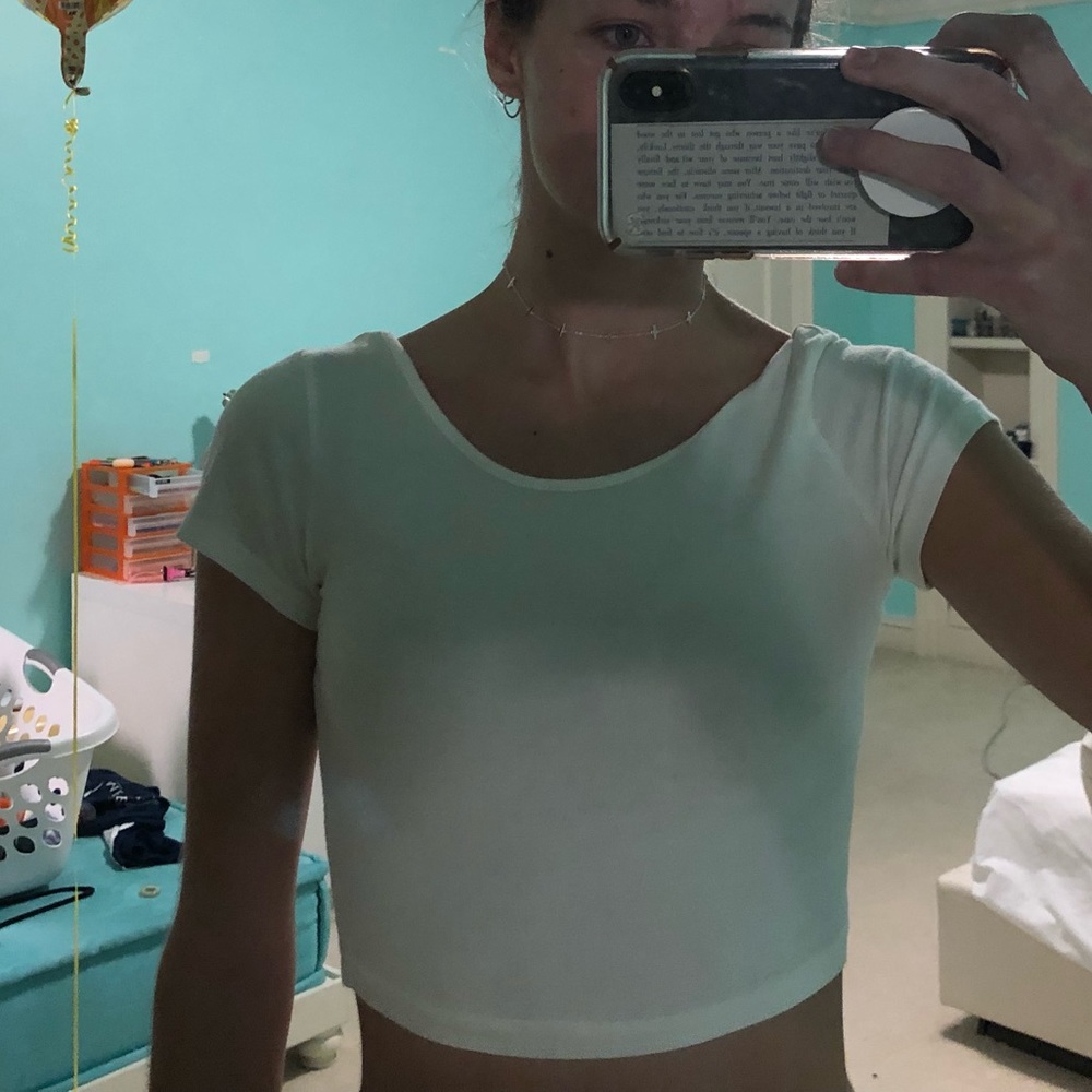 Brandy Melville crop top